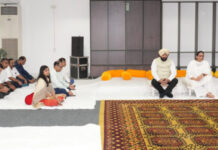 महात्मा गांधी ने पूरी दुनिया को दिखाया सत्य और अहिंसा का मार्ग: राज्यपाल