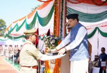 पुलिस स्मृति दिवस के अवसर पर सीएम धामी ने शहीद पुलिस जवानों को दी श्रद्धांजलि