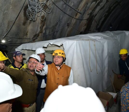 किसी भी क्षण सुंरग से बाहर आ सकते है मजदूर