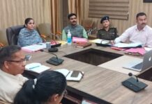 आतिशबाजी की दुकानों पर लाईसेंस के लिए दून के मुख्य बाजार प्रतिबंधितः डीएम