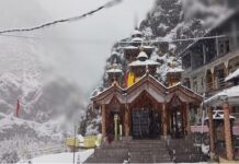 यमुनोत्री और औली में बर्फबारी