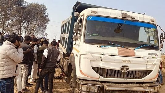 डंपर ने साइकिल सवार को कुचला, मौत