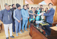 कुमाऊं कमिश्नर से की पेयजल आपूर्ति बहाल करने की मांग