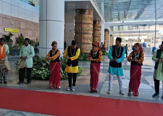 ढोल-दमाऊ की थाप और तुलसी की माला से होगा मेहमानों का स्वागत