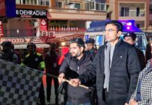 डीएम सविन बसंल ने सड़क सुरक्षा एवं पर्यावरण को समर्पित रैली को झण्डी दिखा किया रवाना