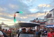 रिक्शा संचालकों को आर्थिकी बढाने को बड़ा कदम, गोल्फकार्ट चलाने का दिया जा रहा है प्रशिक्षण