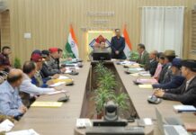 सरकार प्रशासन को है सैनिकों के बलिदान का गहरा एहसासः डीएम