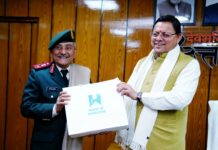 सीएम धामी से सिडीएस चौहान ने की भेंट,आगामी कार्यक्रमों पर हुईव चर्चा