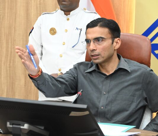 भिक्षावृत्ति, बालश्रम से रेस्क्यू बच्चों को शिक्षा की मुख्यधारा से जोड़ना ही लक्ष्यः डीएम