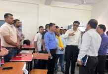 जनमानस की थी मांग, डीएम ने लाखामण्डल में दो दिन बिठाई आधार व प्रशासनिक टीमे