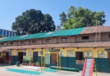 डीएम की पड़ी नजर तो संवरने लगे शिक्षा के मंदिर,परेड ग्राउण्ड सरकारी स्कूल भवन पर मरम्मत कार्य शुरू