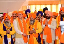 राज्यपाल व मुख्यमंत्री ने किया हेमकुण्ट साहिब यात्रायों के पहले जत्थे को रवाना