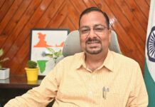 भूमि घोटाले में हरिद्वार के डीएम निलंबित