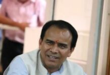 स्वास्थ्य महकमे में बायोमेट्रिक उपस्थिति अनिवार्य: स्वास्थ्य मंत्री