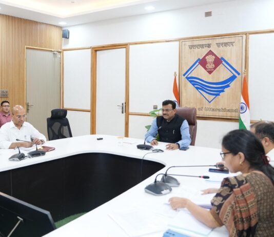 युवाओं में बढ़ रही नशे की प्रवृत्ति को रोकने के लिए उठाए जांय कड़े कदम: मुख्य सचिव