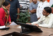 डीएम ने पकड़ा भीषण खेल, एक ही व्यक्ति ने गुमराह कर दो बार विक्रय कर दी टिहरी बांध प्रभावितों को भूमि