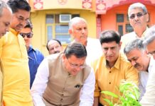 मुख्यमंत्री ने एक पेड़ मॉं के नाम अभियान के तहत किया पौधारोपण