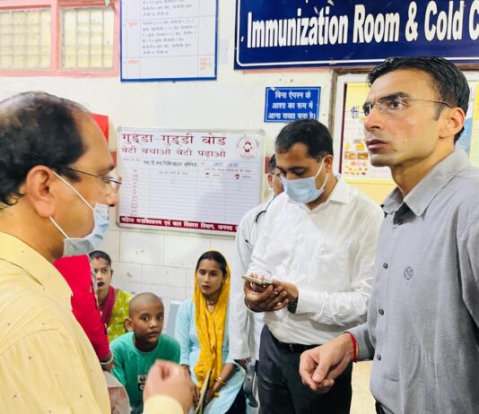 डीएम सविन का स्वास्थ्य सेवा सुधार मिशन, समय-समय पर कर रहे औचक निरीक्षण