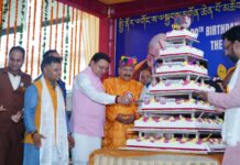 दलाई लामा ने दिखाया पूरी दुनिया को शांति, अहिंसा और करुणा का मार्ग: सीएम धामी