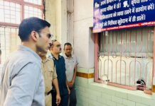 डीएम सविन स्वास्थ्य सेवा सुधार मिशन पर, जनमन अस्पताल ऋषिकेश को हाईटैक टीकाकरण कक्ष की सौगात