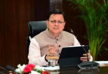 विधानसभा क्षेत्रों में जन समस्याओं के समाधान हेतु अधिकारी विधायकगणों से करें निरंतर संवाद: सीएम धामी