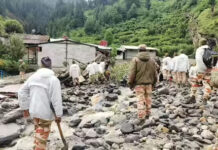 धराली आपदा अपडेट: केंद्र और राज्य सरकार ने राहत- बचाव अभियान में झौंकी ताकत