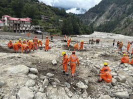 उत्तरकाशी आपदा: धराली में 8-10 फीट मलबे के नीचे दबे होटल और लोग, GPR से मिले संकेत, रेस्क्यू तेज