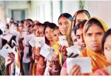 बिहार चुनाव 2025: बोलती खामोशी टूटी — एनडीए ने ‘परिवर्तन की लहर’ को ‘प्रो-इंकम्बेंसी’ में बदला? जानिए एग्जिट पोल का पूरा गणित