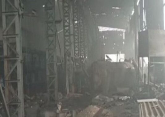 Gujarat Accident: भरूच में दवा फैक्ट्री में बॉयलर विस्फोट से मचा हाहाकार, दो मजदूरों की मौत, 20 घायल; मलबे में फंसे लोगों की तलाश जारी