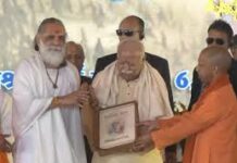 UP: लखनऊ में RSS प्रमुख मोहन भागवत ने कहा— “गीता वैश्विक उलझनों का समाधान, जीवन को देती है सही दिशा”