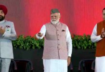 PM Modi Dehradun Visit Live: ‘मेरा उत्तराखंड से गहरा लगाव’ — पीएम मोदी बोले, “हर वर्ष लाखों श्रद्धालु आते हैं, उत्तराखंड विकास की नई ऊंचाई पर पहुंच रहा है”