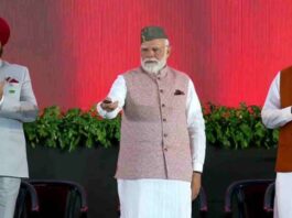 PM Modi Dehradun Visit Live: ‘मेरा उत्तराखंड से गहरा लगाव’ — पीएम मोदी बोले, “हर वर्ष लाखों श्रद्धालु आते हैं, उत्तराखंड विकास की नई ऊंचाई पर पहुंच रहा है”
