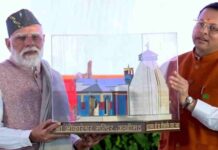 Dehradun: पीएम मोदी के दौरे से शीतकालीन यात्रा के बढ़ावे की जगी उम्मीद, मंदिर की प्रतिमूर्ति भेंट करने से क्षेत्र में खुशी की लहर