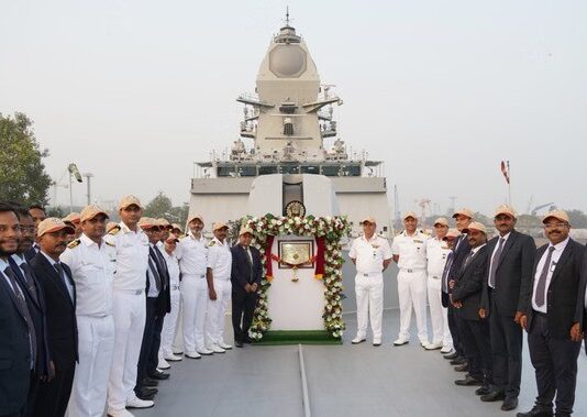समुद्र में भारत की बढ़ी ताकत: नौसेना को मिली ब्रह्मोस से लैस स्टेल्थ फ्रिगेट ‘तारागिरि’, आत्मनिर्भर भारत की बड़ी छलांग