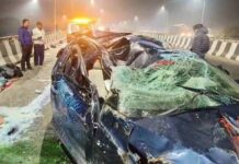 Haridwar: फ्लाईओवर पर तेज रफ्तार बलेनो कार जनरेटर से टकराई, युवा खिलाड़ी सहित दो मजदूरों की मौत