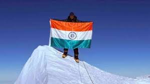 उत्तराखंड की बेटी कविता चंद ने रचा इतिहास, अंटार्कटिका की सबसे ऊंची चोटी माउंट विंसन फतह कर बढ़ाया भारत का मान