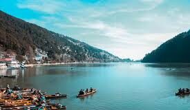 नैनीताल में होटलों की मनमानी पर लगेगी लगाम, कमरों की रेट लिस्ट लगाना अनिवार्य; क्रिसमस-न्यू ईयर से पहले बड़ा फैसला