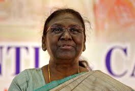 Navy Day 2024: राष्ट्रपति बोलीं—‘स्वावलंबन से मजबूत होती है राष्ट्रीय सुरक्षा’; केरल तट पर भारतीय नौसेना ने दिखाया दम