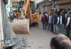 देहरादून में सरकारी भूमि से अतिक्रमण पर बड़ी कार्रवाई, प्रशासन का बुलडोजर चला; 2.5 हेक्टेयर से अधिक जमीन कराई गई मुक्त