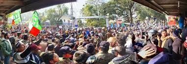 अंकिता भंडारी हत्याकांड: देहरादून की सड़कों पर उमड़ा जनसैलाब, सीबीआई जांच की मांग को लेकर सीएम आवास कूच; 11 जनवरी को उत्तराखंड बंद का ऐलान