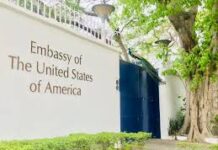 US Embassy Advisory: नियम तोड़ने पर भारतीय छात्रों को अमेरिका से निकाले जाने की चेतावनी, वीजा को बताया ‘अधिकार नहीं, सुविधा’