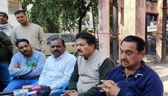 sakataka-tasavara_f6fbcf9c2ce43920da6ea5cde57a4dcb-ezgif.com-avif-to-jpg-converter