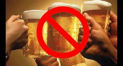 चमोली के सैकोट में महिलाओं का ऐतिहासिक निर्णय, सार्वजनिक कार्यक्रमों में शराब पर पूर्ण प्रतिबंध, उल्लंघन पर 50 हजार का जुर्माना