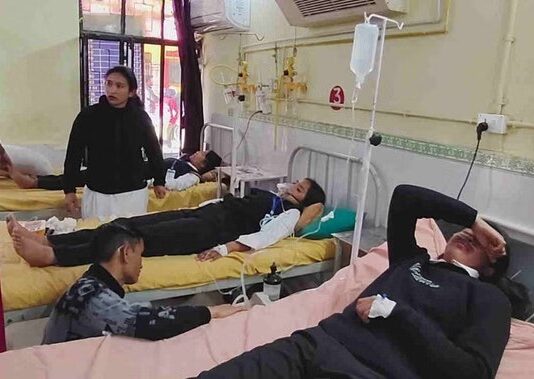 चंपावत: पॉलिटेक्निक की प्रयोगशाला में केमिकल बोतल फटी, तीखी गंध से सात छात्राएं व शिक्षिका बेहोश