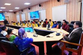 Mann Ki Baat: सीएम धामी ने जनप्रतिनिधियों व संस्कृति स्कूल के बच्चों के साथ सुना पीएम मोदी का ‘मन की बात’ कार्यक्रम