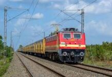 उत्तराखंड में बड़ा रेल हादसा टला, लोको पायलट की सतर्कता से बची सैकड़ों जानें