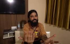 Uttarakhand: यूट्यूबर अनुराग डोभाल का रोते हुए वीडियो वायरल, माता-पिता पर लगाए गंभीर आरोप, बोले– अब सहन नहीं हो रहा मानसिक तनाव