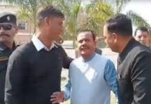 हरिद्वार में सीएम के हेलीपैड पर रोकने से भड़के दर्जाधारी मंत्री, एसपी से माफी की मांग; हंगामे का वीडियो वायरल