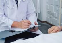 देहरादून में अस्पताल की बड़ी लापरवाही: मरीज को जिंदा बताकर परिजनों को सौंपा, चार अस्पताल भटके परिजन; आखिरकार हुई मौत की पुष्टि