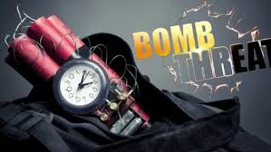 Dehradun News: कोर्ट के बाद पासपोर्ट ऑफिस को बम से उड़ाने की धमकी, मचा हड़कंप; सुरक्षा एजेंसियों ने खाली कराया परिसर